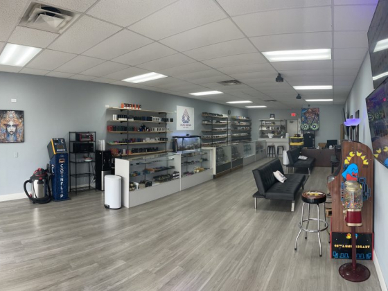 elfbar nachfüll pod läuft aus VAPE EMPIRE - Updated May 2026 - 6053 Veterans Pkwy, Columbus, Georgia - Vape  Shops - Phone Number main image 1